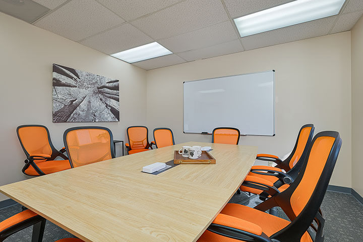 Meeting room for rent at Biz Cube Gladstone OR, available for business use